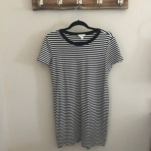 LOFT Dresses - LOFT Stripe Dress LOFT Dresses - LOFT Stripe Dress